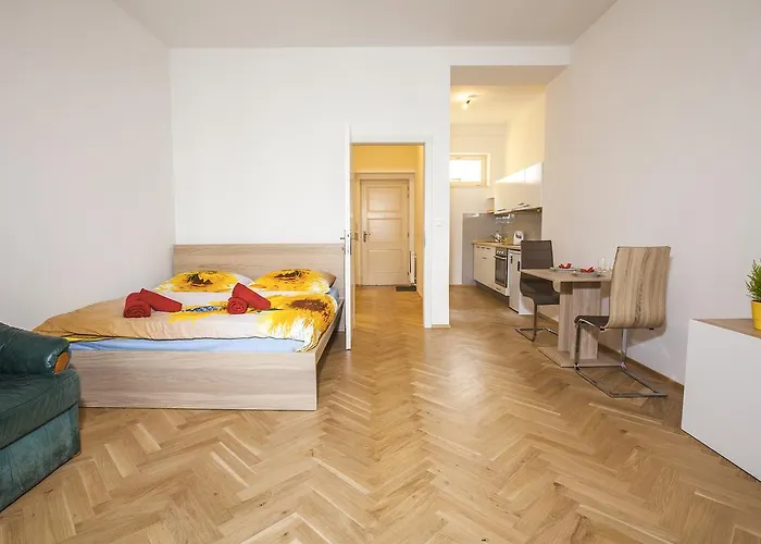 Beautiful Central Apartment Thamova